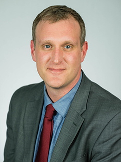 Dr. Peter Larsen